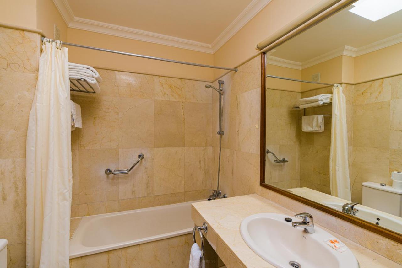 فايي غران ري Apartamentos Punta Marina المظهر الخارجي الصورة