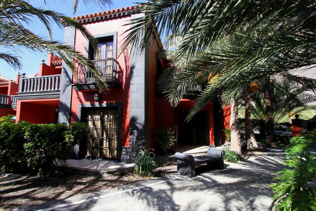 فايي غران ري Apartamentos Punta Marina المظهر الخارجي الصورة