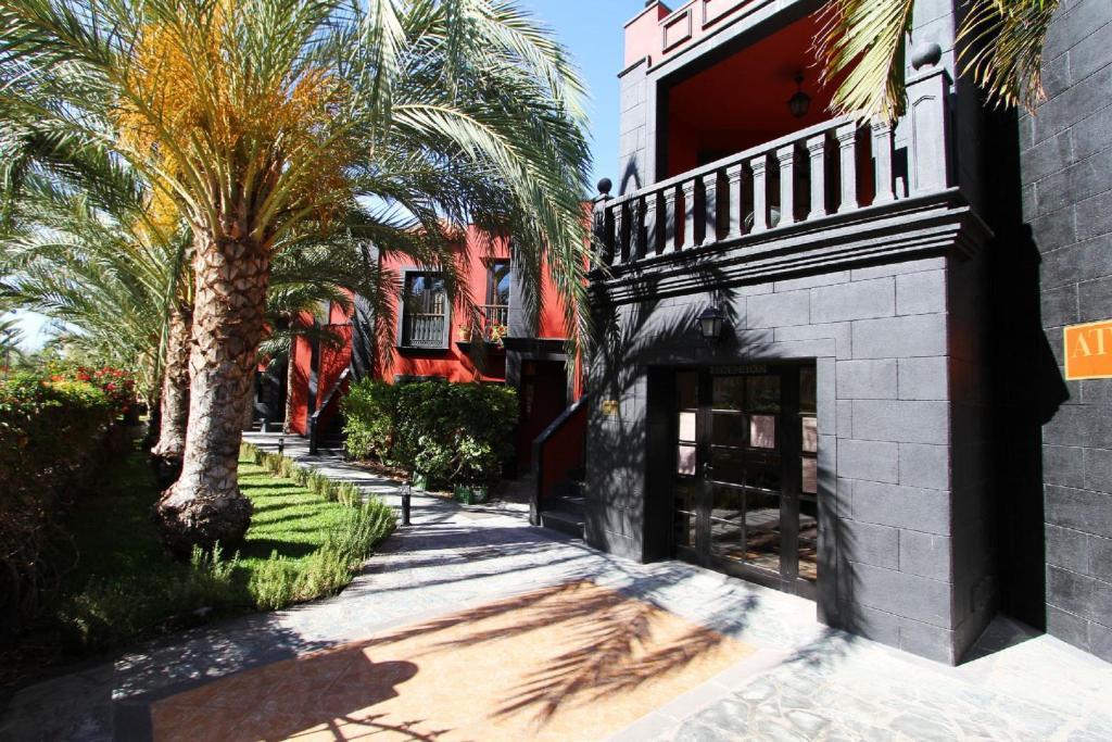 فايي غران ري Apartamentos Punta Marina المظهر الخارجي الصورة