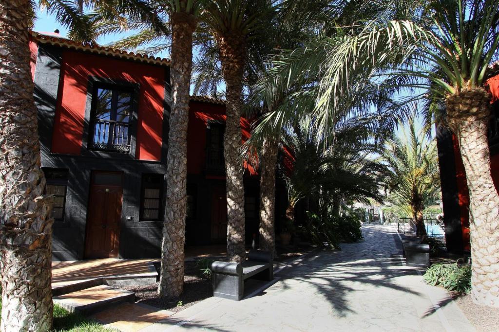 فايي غران ري Apartamentos Punta Marina المظهر الخارجي الصورة