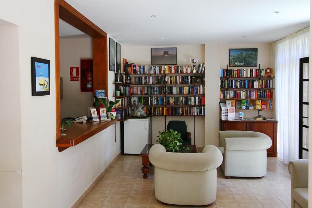 فايي غران ري Apartamentos Punta Marina المظهر الخارجي الصورة